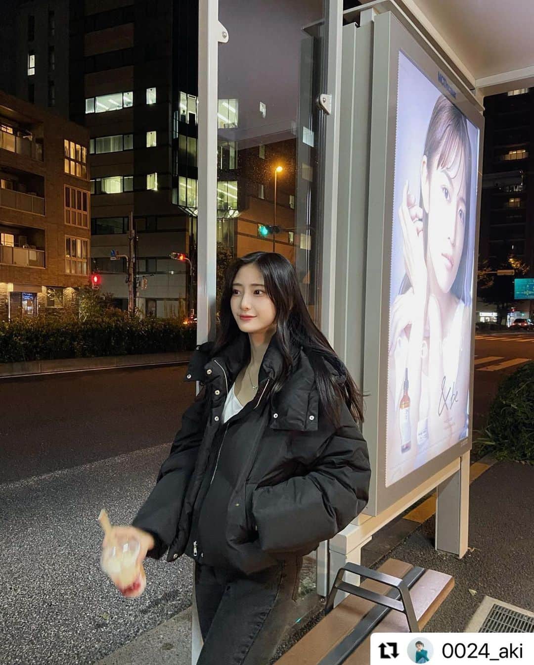 MURUAのインスタグラム：「@0024_aki ・・・ 冬はやっぱりショートダウンよなあ🐈🧶  着用アイテムは商品タグ or TOPのURLからチェック ▶︎▶︎ @murua_by_staff   #murua #murua_snap #ootd #ootdfashion #coordinate #fashion #murua2023aw」