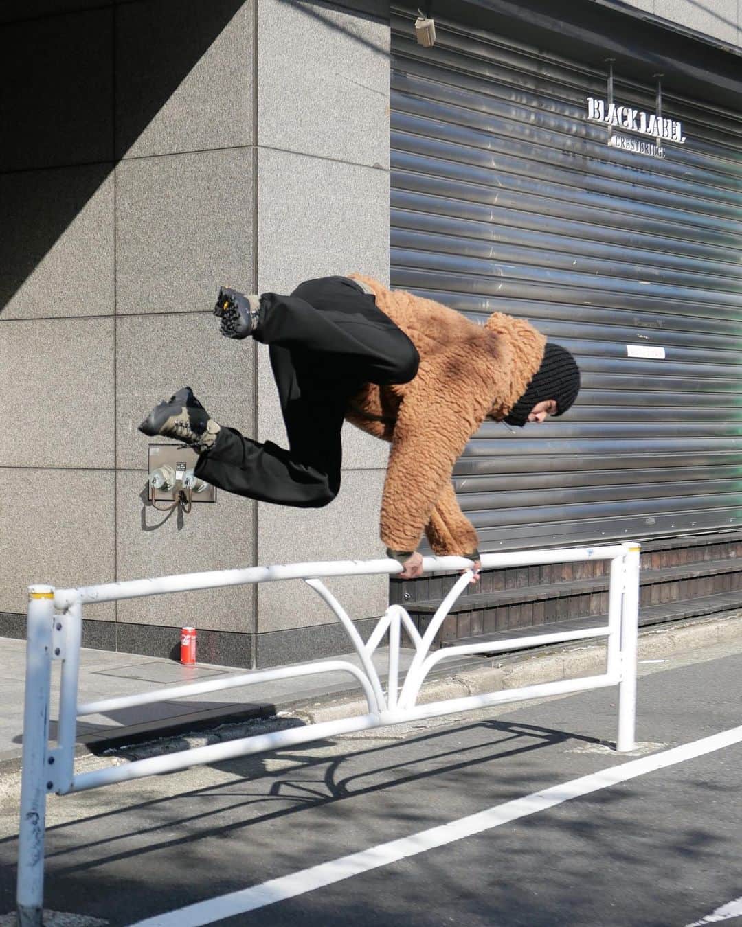 JOURNAL STANDARD 表参道のインスタグラム：「【 ROA 】  @roahiking  ⁡ ---------------------------------------- ⁡ ▶︎ROA ANDREAS ¥84,700- tax included [No,23093610009730]  -----  #journalstandard#ジャーナルスタンダード  #harajuku#omotesando#mensfashion#mens#styling#coordinate#streetwear#23aw#unisexfashion#原宿#表参道」