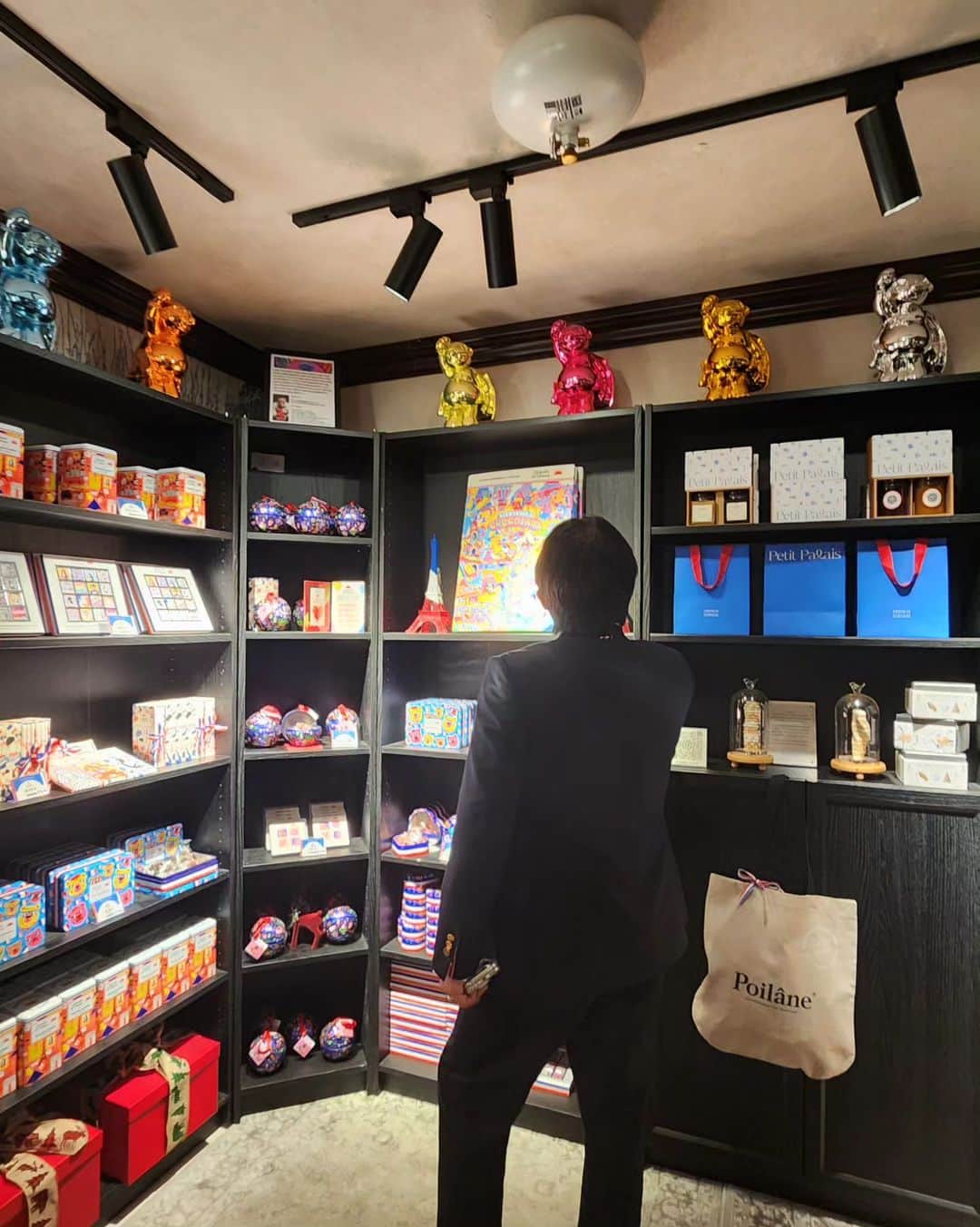 チョ・セホさんのインスタグラム写真 - (チョ・セホInstagram)「어제 오늘은 요렇게 같은 옷으로 그대를 보고 싶은마음도 같은...♡ #대반상고패션」11月7日 13時28分 - chosaeho