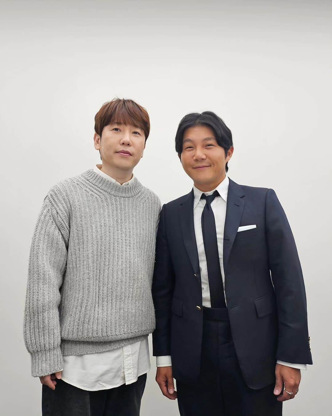 チョ・セホさんのインスタグラム写真 - (チョ・セホInstagram)「어제 오늘은 요렇게 같은 옷으로 그대를 보고 싶은마음도 같은...♡ #대반상고패션」11月7日 13時28分 - chosaeho