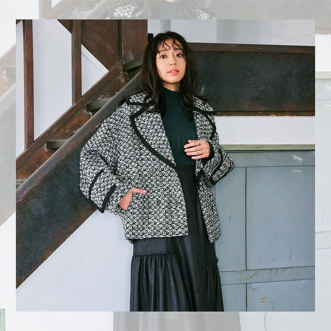 LADYMADEのインスタグラム：「《2023 winter collection》  WEBカタログ公開&PRE ORDERの受付がスタート！  冬の最新LOOKをぜひご覧ください❄️  #コクーンショートコート color : ivory / gray / mix1 size : free price : ¥27,500(tax in)  #バックルベルトアシメギャザースカート color : purple / black size : free price : ¥17,600(tax in)  #LADYMADE #LADYMADE_styling #レディメイド #2023winter #wintercollection」