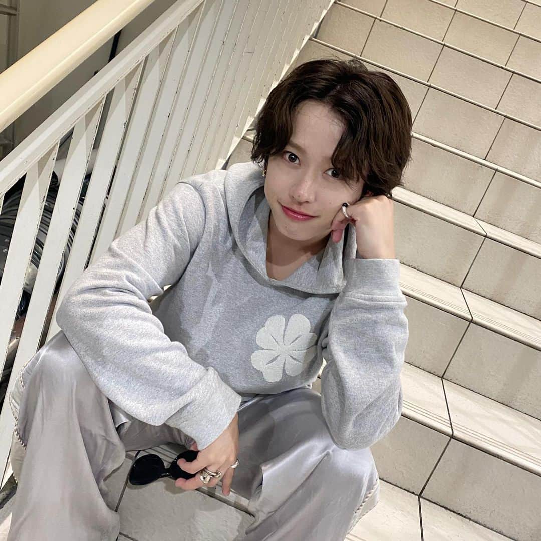 SHINさんのインスタグラム写真 - (SHINInstagram)「🍀🪩🪽 #shinchan_style #madkid」11月7日 20 ...
