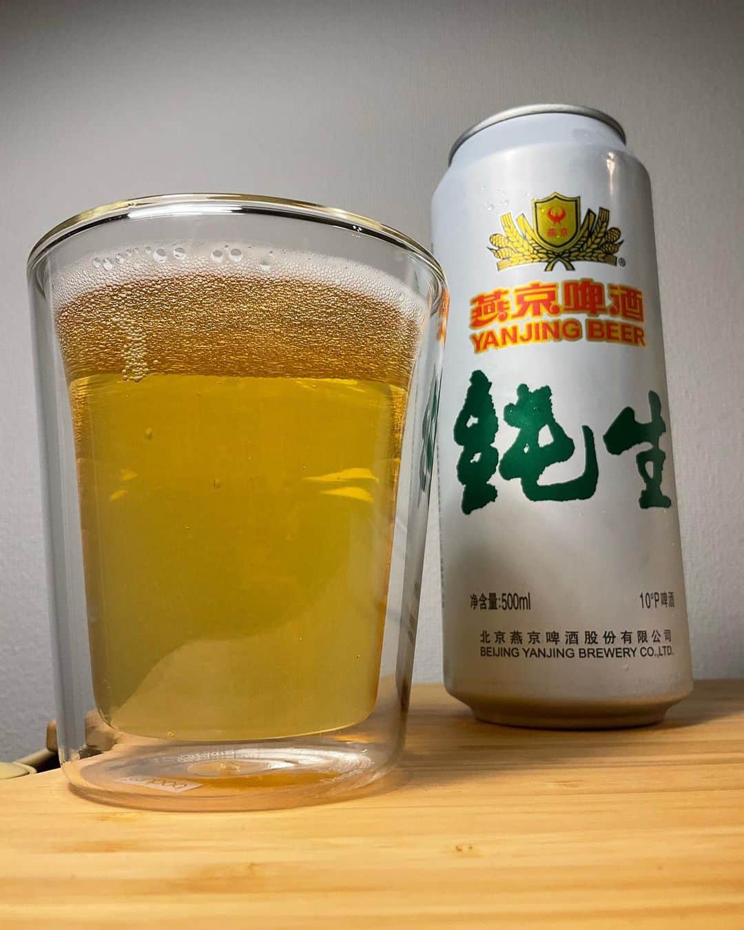 野島健児のインスタグラム：「めっちゃうれしい  純生啤酒很好喝！ 谢谢！！  ありがとう😊  #YANJINGBEER」