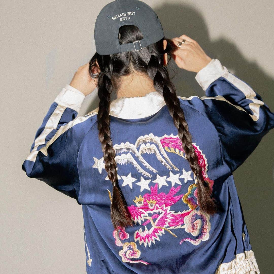 ビームスさんのインスタグラム写真 - (ビームスInstagram)「… ビームスでしか手に入らない 15のアイテム -women- Exclusive Items for autumn & winter  手持ちのアイテムと合わせて新鮮な気持ちを楽しみたい そんな私たちのわがままを叶えてくれる、 有名ブランドとの別注アイテムをピックアップ。 どれも細部までこだわりを感じるものばかり。  お気に入りを手に入れて 去年とはまた違う、新しい私で出かけよう。  @ray_beams_official  @beams_boy_official  @demiluxebeams  @bmingbybeams_official  @pilgrimsurfsupply  #raybeams #beamsboy #demiluxebeams  #bmingbybeams  #pilgrimsurfsupply  #beams #ビームス」11月7日 21時00分 - beams_official