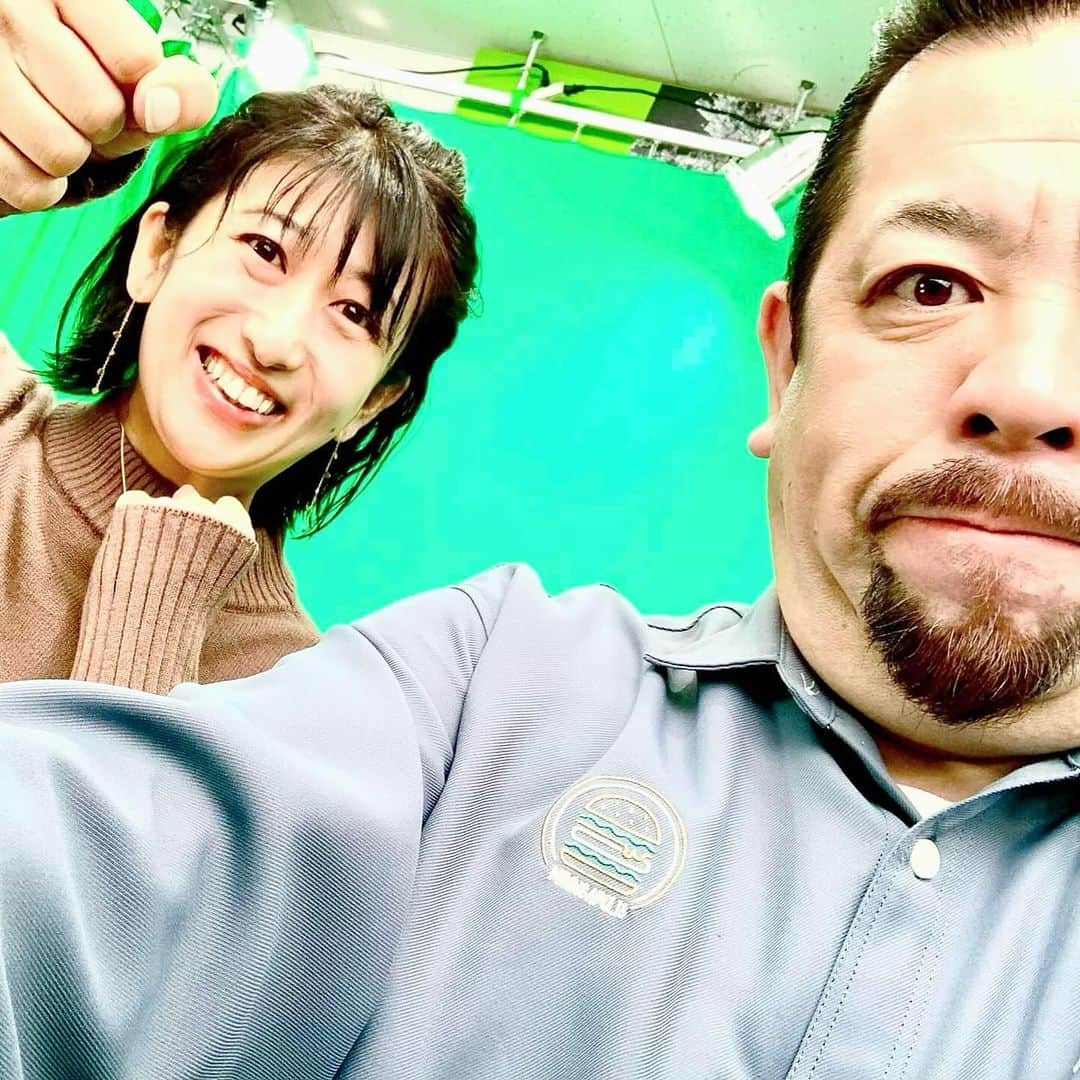 有働文子さんのインスタグラム写真 - (有働文子Instagram)「🥋🥋Vチャンネル @vchan_ibrk アシスタントday 🥋🥋  @james_hideki さんと、ゲストには、#空手道中山道場代表 中山祐一さん をお迎えしました🥋✨  おすっ、が.....全然違いました😅 すみません🫣  やっぱり、スポーツのお話大好き❤  .....私は、身体が弱かったので、空手に憧れてる小学生でした！  #空手 #空手道場  #空手道 #スポーツ好き #生配信 #vチャンネルいばらき  #フリーアナウンサー #アナウンサー #ライブ配信中  #土浦市 #強くなりたい」11月7日 17時51分 - udou_fumiko