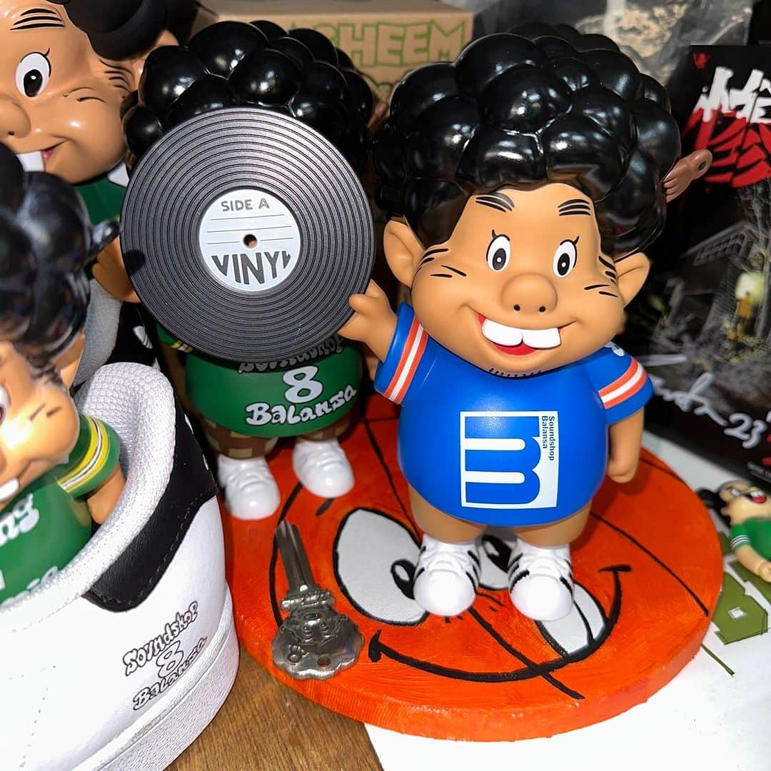 井上三太のインスタグラム：「11/10- Shibuya Manhattan records @balansa POP UP SHOP U can get Hasheem special version fig. ハシーム　マンハッタンXbalansa 少数販売されるみたいです」