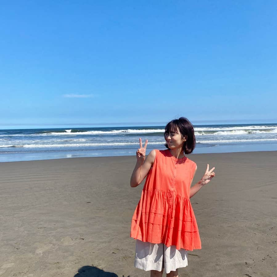 高田夏帆さんのインスタグラム写真 - (高田夏帆Instagram)「映画「右へ行ってしまった人」 パラレルワールドを題材にしたラブストーリー。 足りない所は補って支え合って 手作りしていった映画🎞 12月1日から全国で順次公開です🎞」11月7日 18時01分 - takadakaho