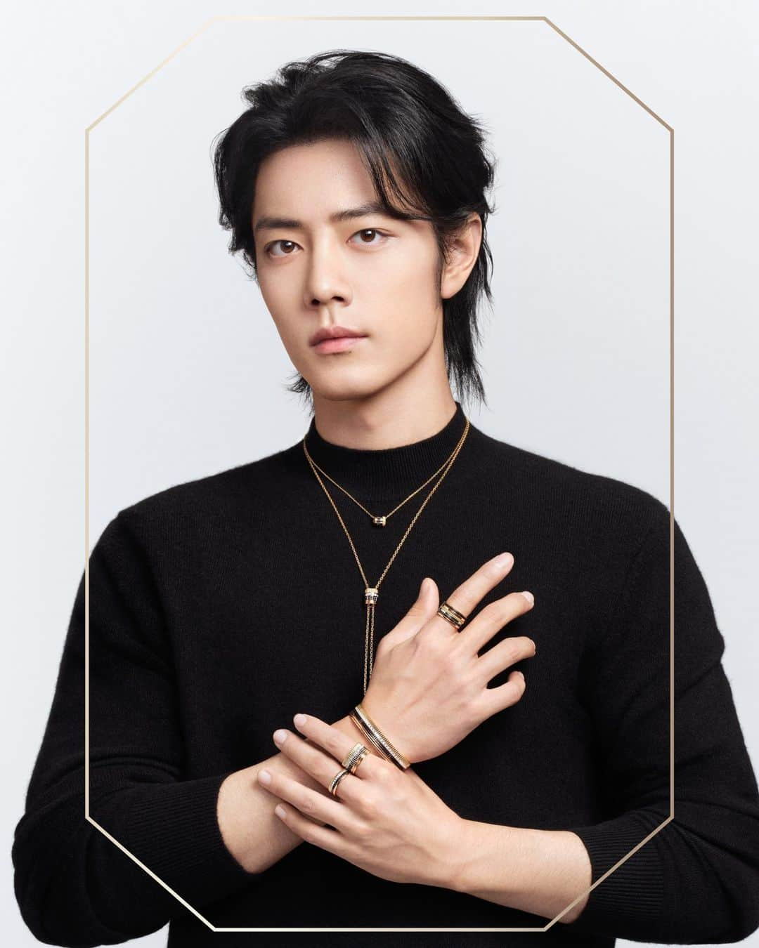 ブシュロンのインスタグラム：「We are very happy to announce Chinese actor and singer Xiao Zhan as our new global brand ambassador. His fierce sense of style and his vibrant personality perfectly embody the Maison's spirit. Welcome in the Boucheron family @xz_1991x, let's create unforgettable moments together!⁣ #XiaoZhan」