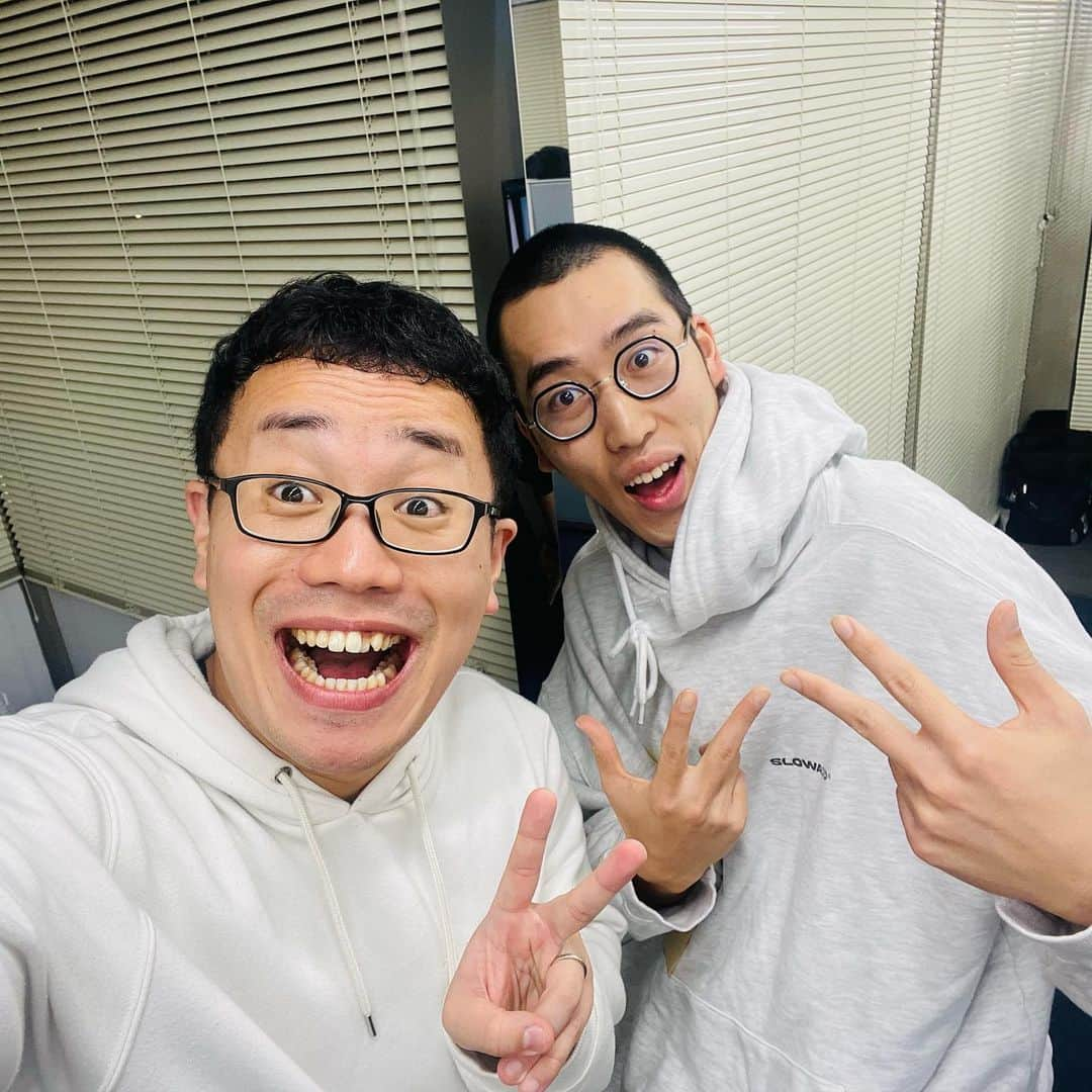 パーマ大佐さんのインスタグラム写真 - (パーマ大佐Instagram)「11/5(日)は #オッパショ石 の #HIPHOP寄席 でした！ ネタとラップやってきました🎶  #パーマ大佐  #一緒になった  #新作のハーモニカ  #溝上たんぼ ちゃんと」11月7日 18時24分 - pa_mataisa