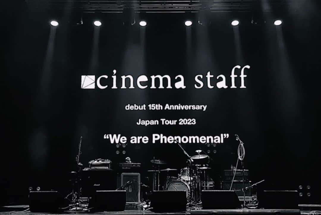 三島想平のインスタグラム：「20231105 cinema staff We are Phenomenal  debut 15th Anniversary tour  Zepp Shinjuku  VJを担当しました デビュー15周年おめでとう これからも同世代の仲間として宜しくね  VJ Visual Producer @tajimakouta  Visual Director @m__kainstagra__m  @indigo.parade  #cinemastaff」