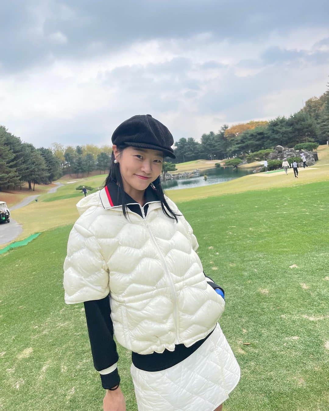 ヒョニ・カンさんのインスタグラム写真 - (ヒョニ・カンInstagram)「갑분겨울!😱  #가지마가을😢   . . #hyoni_golf」11月7日 18時42分 - hyoni_kang