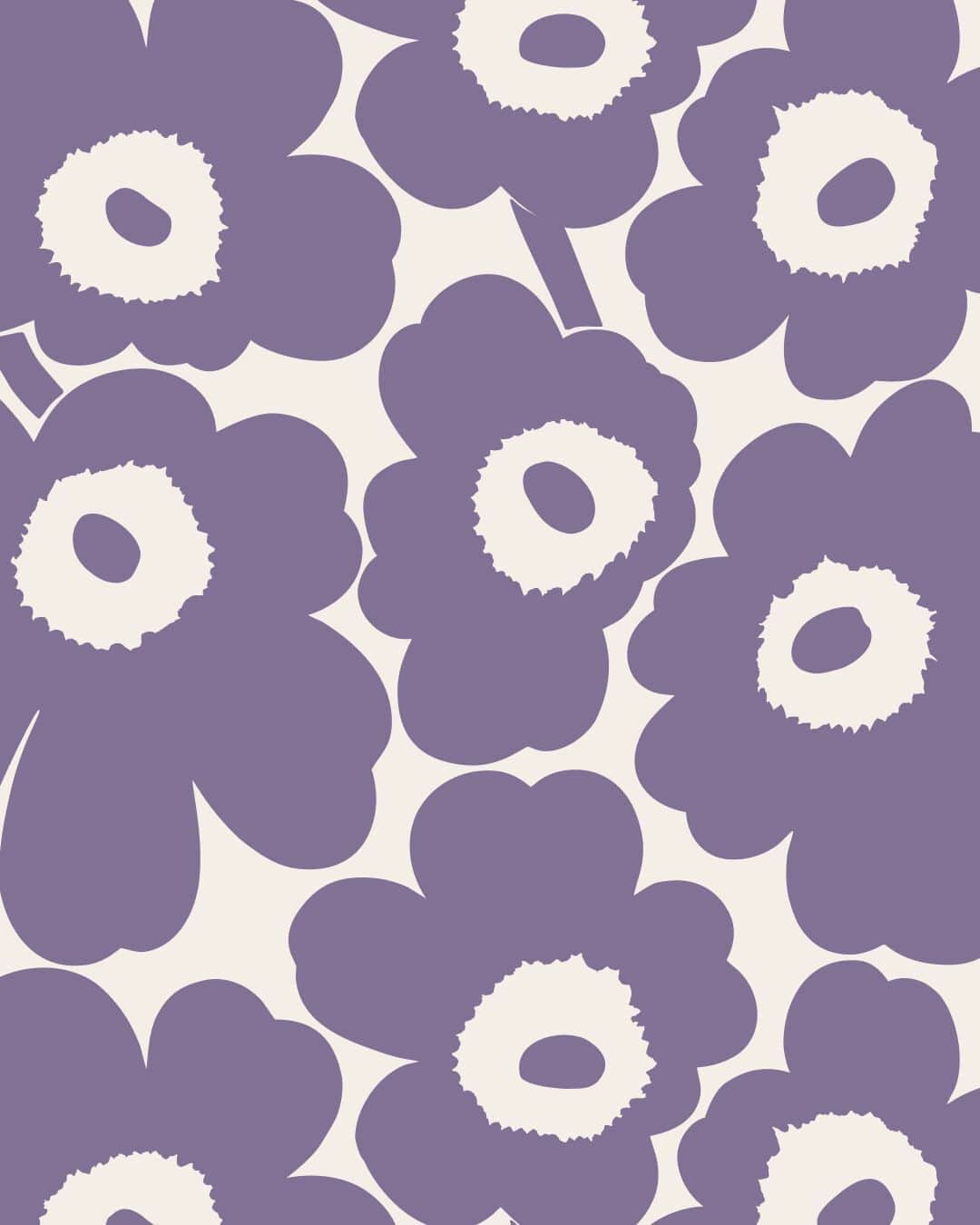 Marimekko Japanさんのインスタグラム写真 - (Marimekko JapanInstagram)「アイコニックなウニッコ（ケシの花）柄のアイテムはウエアでも人気を誇るアイテム。このパープルやベージュの優しい色合いのウニッコ柄は、24AWコレクションのタートルニットに採用されています。  Unikko（ウニッコ）/ケシの花 Design: Maija Isola  #marimekko #marimekkofw23 #マリメッコ #マリメッコ愛 #北欧デザイン #フィンランド #フィンランドデザイン」11月7日 19時00分 - marimekkojapan