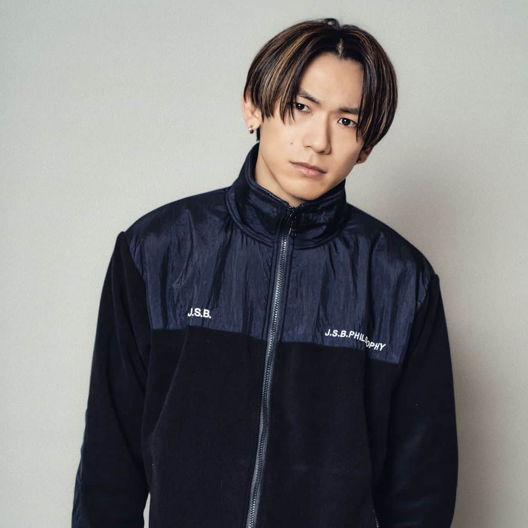 J.S.Bのインスタグラム：「三代目J SOUL BROTHERS 2023 JSB LAND SUPPORT WEAR COLLECTION 11.11(SAT) ON SALE.  on VERTICAL GARAGE ONLINE STORE  🔳VERTICAL GARAGE ONLINE STORE 11.11(SAT)12:00～START  @j.s.b._official @jsb3_7official  @exile_naoto_ @vertical_garage  #JSB #三代目JSOULBROTHERS #NAOTO」