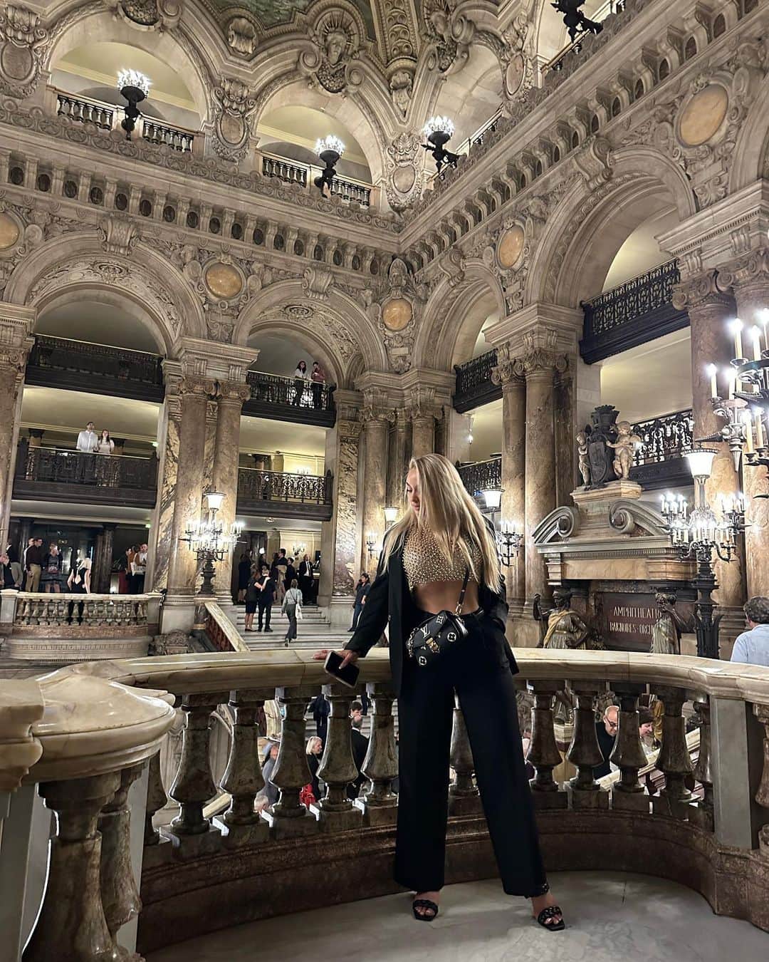 Sydney A Malerさんのインスタグラム写真 - (Sydney A MalerInstagram)「Ok last one I swear lol-  At the palace of Versailles & the opera. 🤓 The Opera House was SO COOL! It was hot as hell 😂 but so cool! The palace of Versailles I could have done better, I went at the wrong time of day. I suggest going in the late afternoon& wearing running shoes for the gardens. & skip the house if you’re claustrophobic.  For anyone who say this before fixing the last word- I said that last word into my phone- I blame my phone for that. 😂but as my family gave me shit for, I did look at it & still posted it 😂😂😂😂😂 I just post without a care in the world or double checking EVER!」11月8日 5時52分 - sydneyamaler