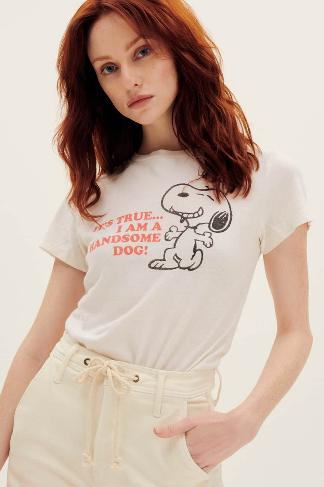 ロンハーマンのインスタグラム：「The tee we keep in heavy rotation. Re/Done's Classic Tee in recycled heritage cotton is our favorite everyday throw on, and now featuring a collectible vintage Snoopy graphic!」