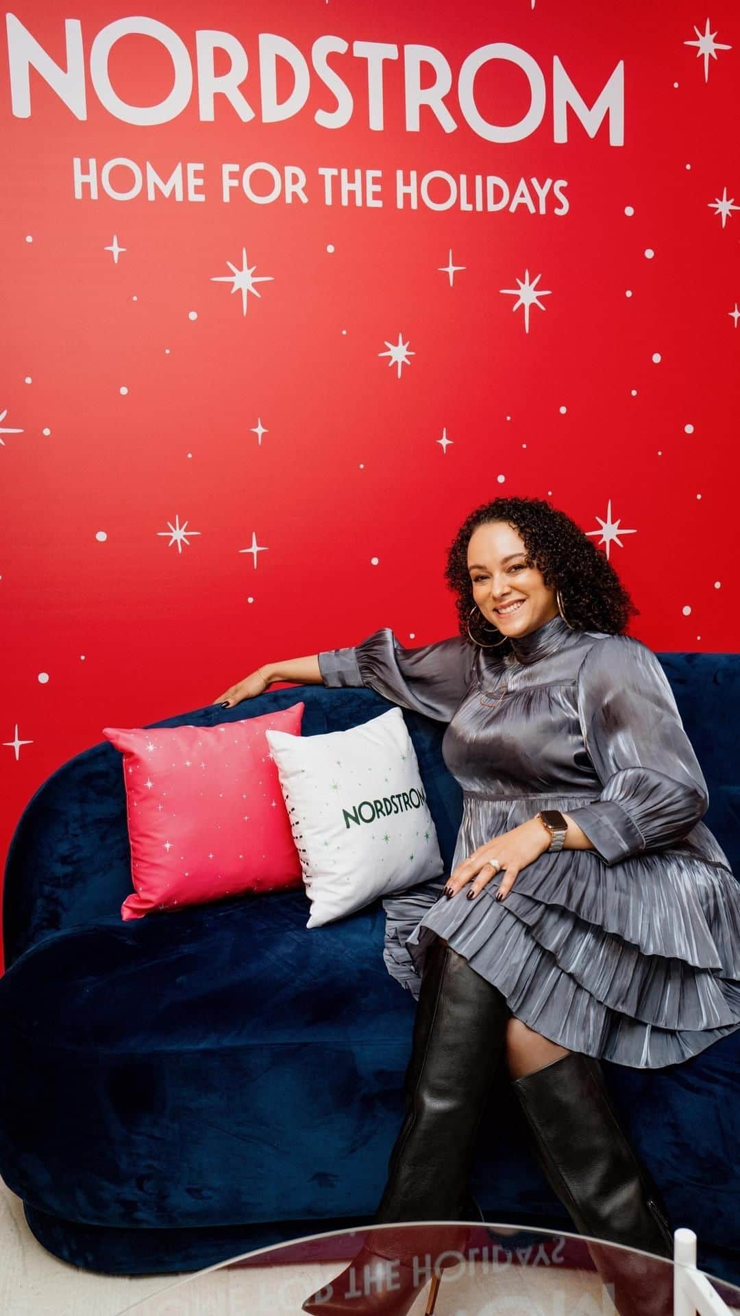 Nordstromのインスタグラム：「PSA: All the best beauty gifts of the season are at Nordstrom 🎄💝 Tap the link in bio to read National Beauty Director @autumne_w’s gift guide of top holiday picks on The Thread.   Now’s a great time to start checking things off your list, because Nordy Club members earn 5X the points on beauty purchases for a limited time! #nordstrombeauty」