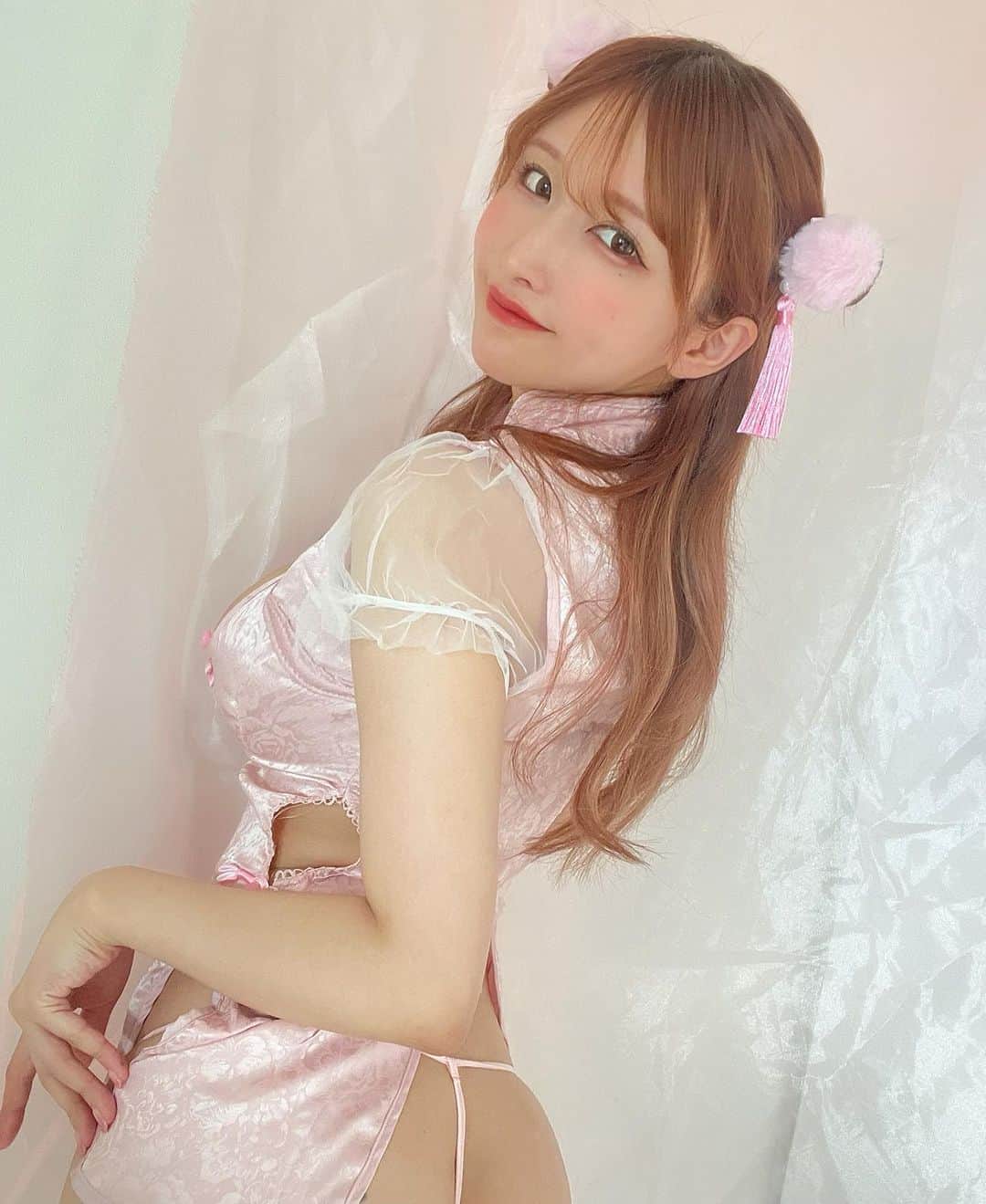 のインスタグラム：「チャイナ🤍🫶」