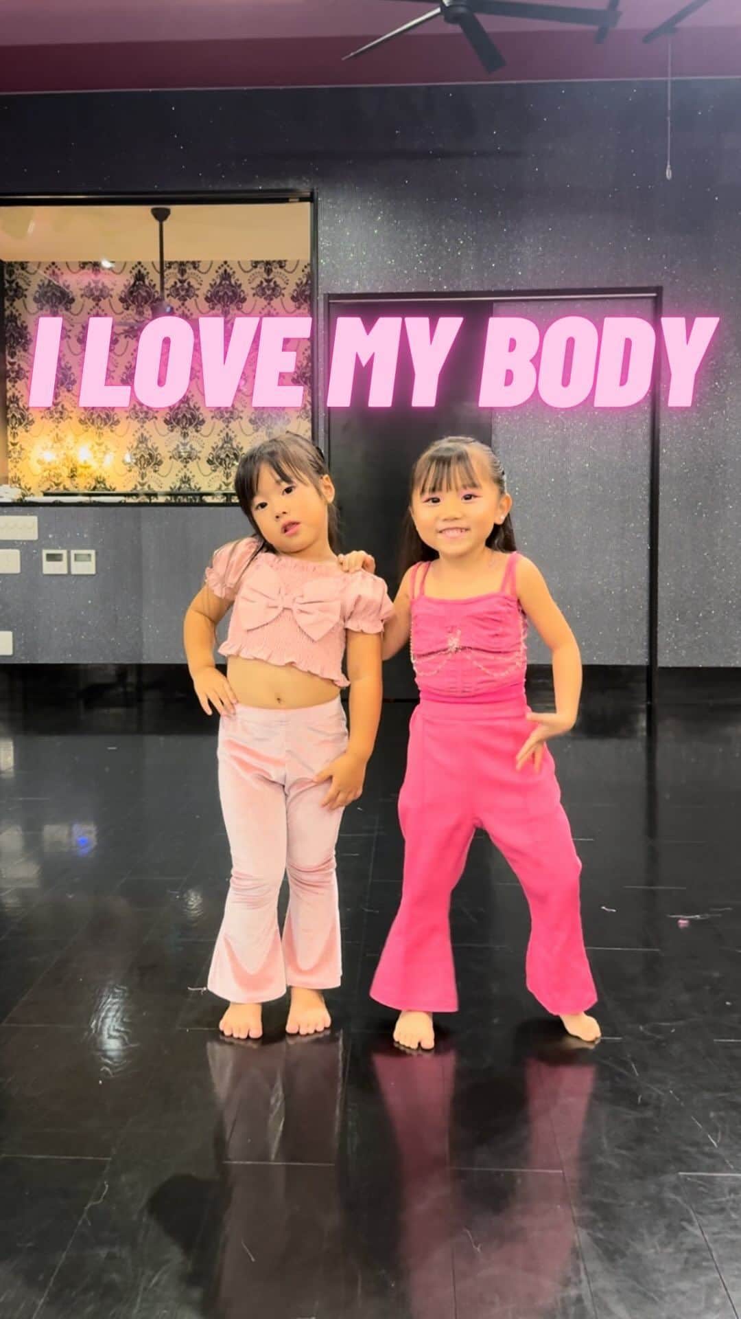 Ruuのインスタグラム：「💘💖💕I LOVE MY BODY💕💖💘  ななせ&るりの💖  もう、もう、これはお腹抱えて笑いました🤣🤣🤣 これぞダンスよなぁぁぁ、学び！🥹🙌🏻🙌🏻笑」