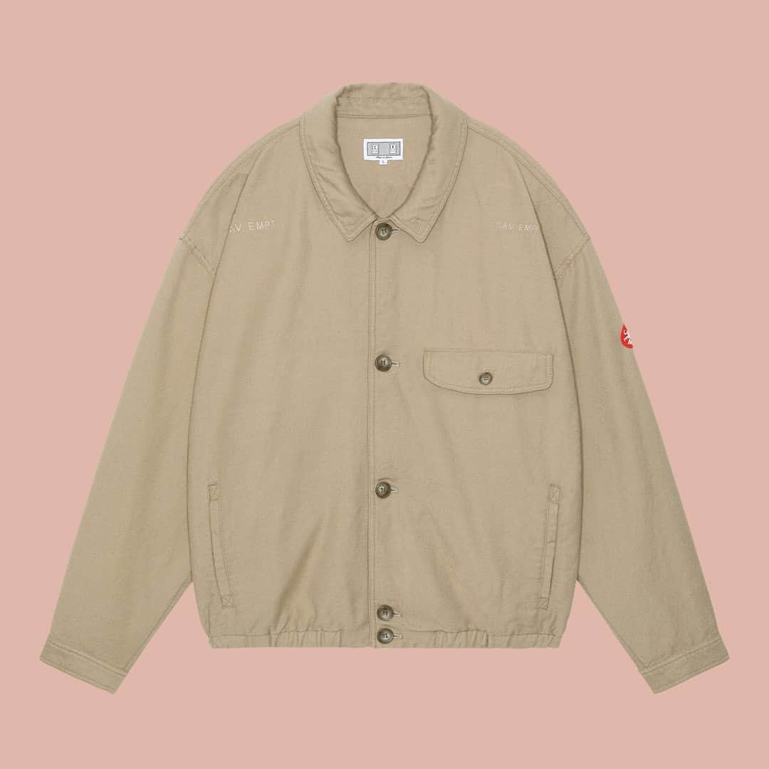 シーイーのインスタグラム：「CW BUTTON UP JACKET CASUAL NEP TWILL TRUCKER JACKET ⁡ 🇯🇵 Friday 10 November 9AM 🇬🇧 Friday 10 November 12AM 🇺🇸 Thursday 9 November 7PM EST ⁡ CAVEMPT.COM C.E SHOP TOKYO」