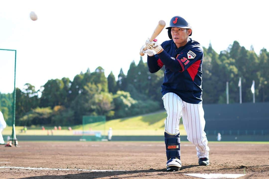 侍ジャパンさんのインスタグラム写真 - (侍ジャパンInstagram)「「カーネクスト アジアプロ野球チャンピオンシップ2023」に向けた侍ジャパン宮崎秋季キャンプ2023の2日目が宮崎市清武総合運動公園で行われ、野村佑希選手と梵英心コーチが合流。6投手がブルペン入りするなどこの日も充実の一日となりました。  https://www.japan-baseball.jp/jp/news/press/20231107_2.html  #侍ジャパン #侍ジャパン宮崎秋季キャンプ2023 #アジチャン #今井達也 #吉見一起 #根本悠楓 #赤星優志 #早川隆久 #田口麗斗 #横山陸人 #井端弘和 #古賀悠斗 #坂倉将吾 #門脇誠」11月7日 21時11分 - samuraijapan_official