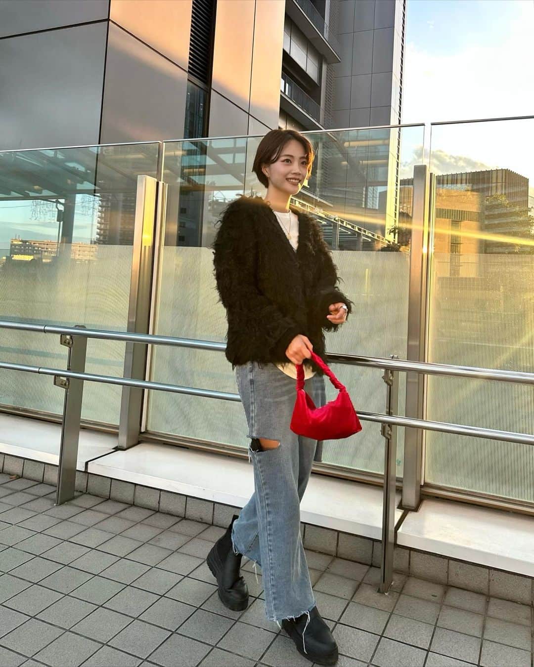 藤野結衣さんのインスタグラム写真 - (藤野結衣Instagram)「今週も頑張ろぅ😉🥾❤️ . . . . #mayzechelseainfuse  #puma #billys #pr」11月7日 21時13分 - yui_fujino