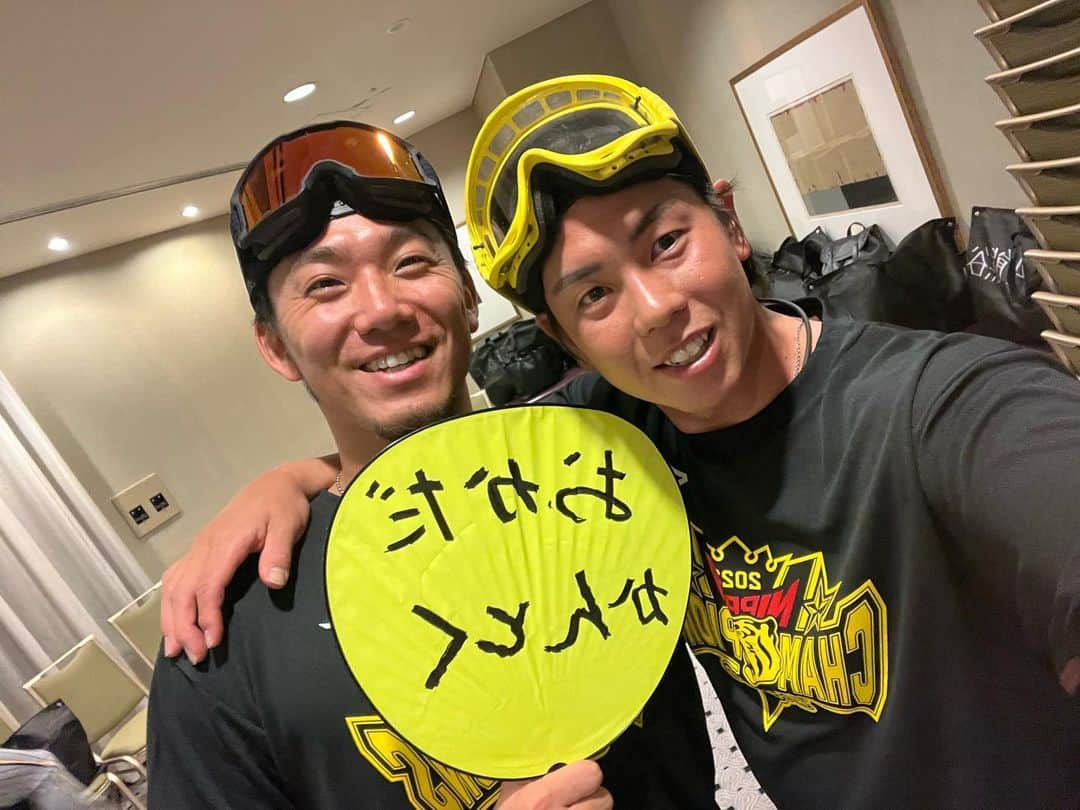 梅野隆太郎さんのインスタグラム写真 - (梅野隆太郎Instagram)「2023.11.5  🏆🐯🏆」11月7日 21時24分 - ryutaro_umeno_official