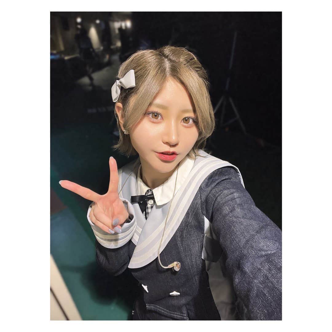 のインスタグラム：「😵‍💫🙏🤍 . . . . .  #akb48  #ごめんね好きになっちゃって #日本武道館  #コンサート  #アイドル衣装  #オフショット」
