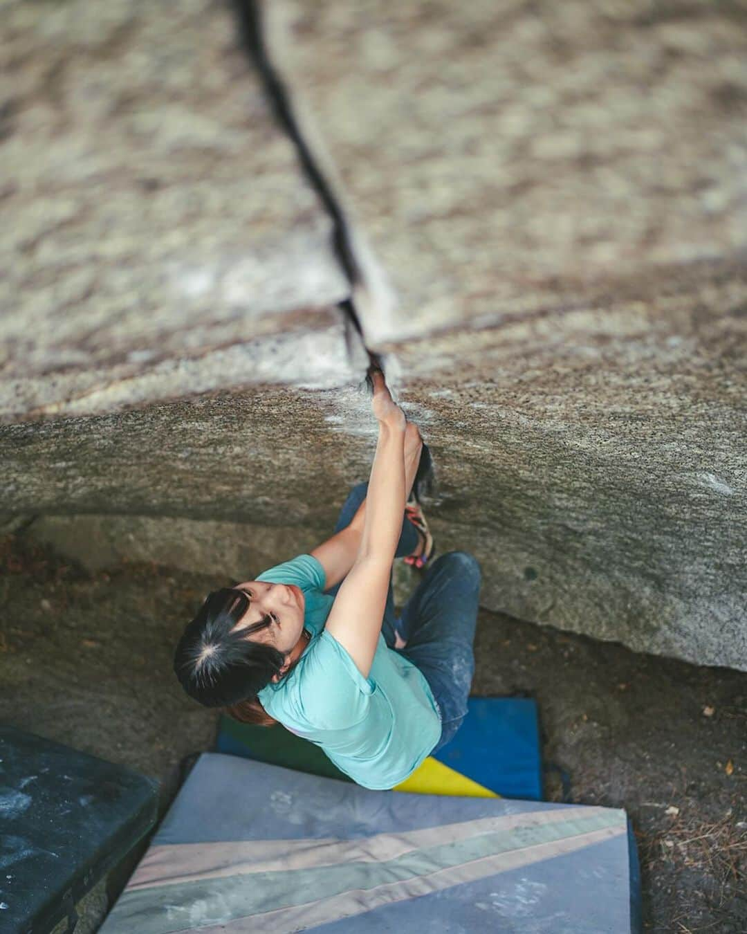 尾上彩のインスタグラム：「手も足も痛いけどハマると嬉しい😊 ・ ・ ・ @patagoniajp @patagonia_climb #climbing #climblikeagirl #bouldering #クライミング #ボルダリング」