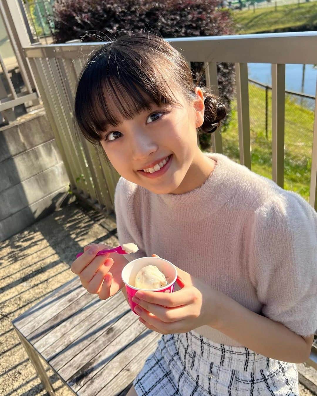 のインスタグラム：「前回の動画の正解は、ハリーポッターコラボのアイスでした〜！🪄💫  #アイス#ハリーポッター #jc2#09」