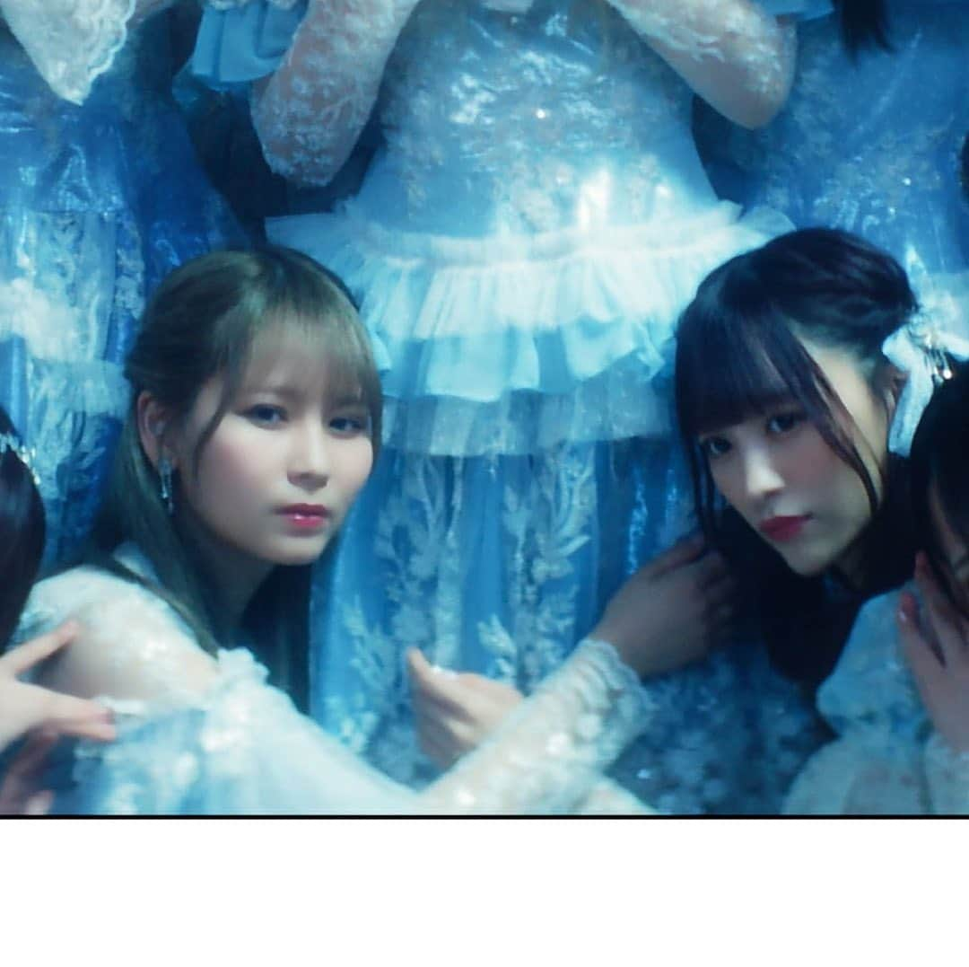 =LOVEさんのインスタグラム写真 - (=LOVEInstagram)「11.29(水)発売 =LOVE 15th Single 「#ラストノートしか知らない」Dance ver. 公開❄️  #イコラブ #イコールラブ」11月7日 22時32分 - equal_love.official