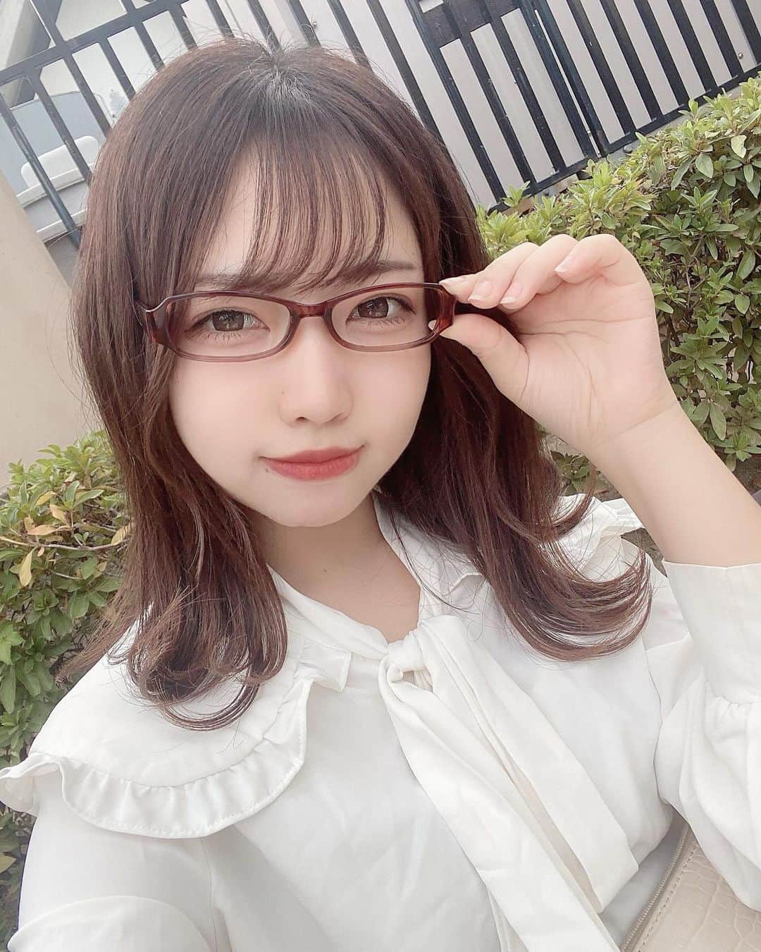 枡川茉衣のインスタグラム：「メガネまいまい久しぶり👓」