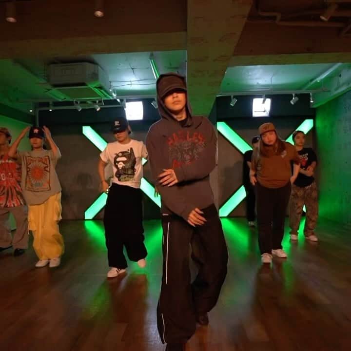 Amamiのインスタグラム：「✴︎. 久々のレッスンでした🪽ありがとう！！」