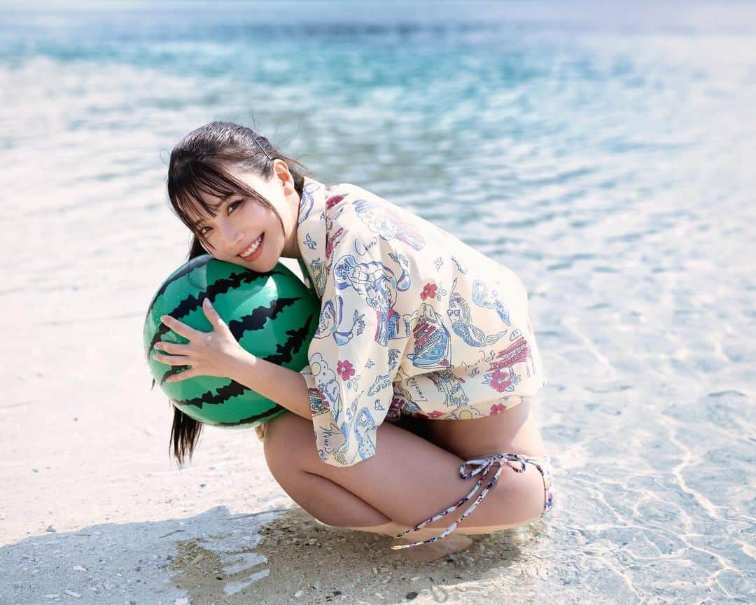 倉坂くるるさんのインスタグラム写真 - (倉坂くるるInstagram)「夏の思い出  #沖縄 #渡嘉敷島 #琉装 #okinawa #tokashikiisland #sea #beach」11月7日 23時08分 - kurasaka_kururu