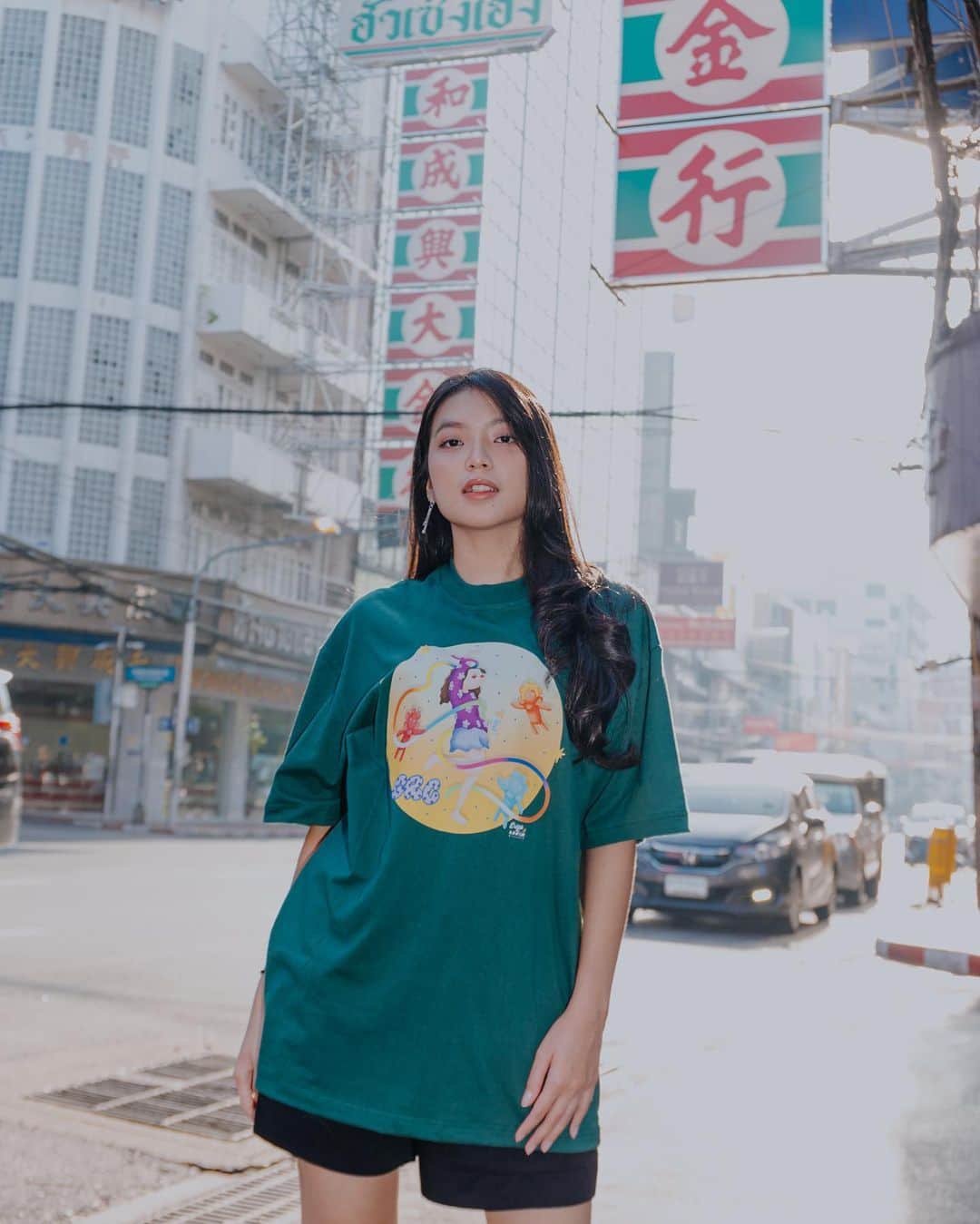 のインスタグラム：「available tomorrow! 🖤」