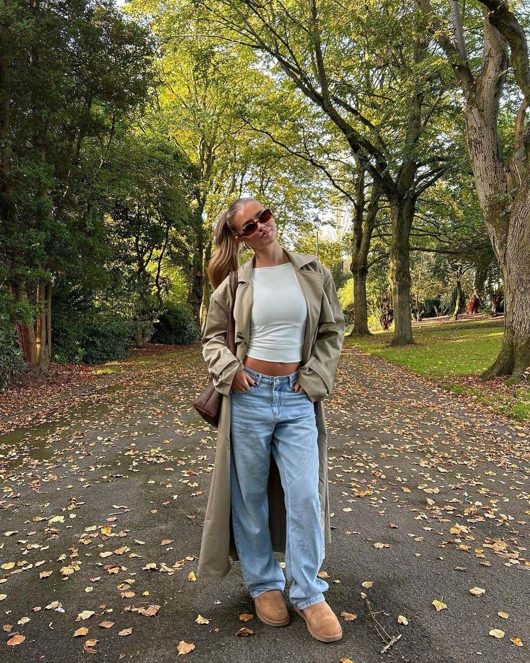 Angel™さんのインスタグラム写真 - (Angel™Instagram)「OOTD. YES or NO??? Credit @hollyjai #autumnlooks #fashion #outfit #looks #ootd #style #autumnoutfit #preppy #fastfashion #autumnclothes #autumnclothesforwomen #fashionshows #fashionwomen #outfitsaesthetic #womensclothing #womenfashion #autumnlook #autumnfashion #fashionweek #fashionista #fall #americanstyle ❤️ #asaqueen」11月7日 23時12分 - americanstyle