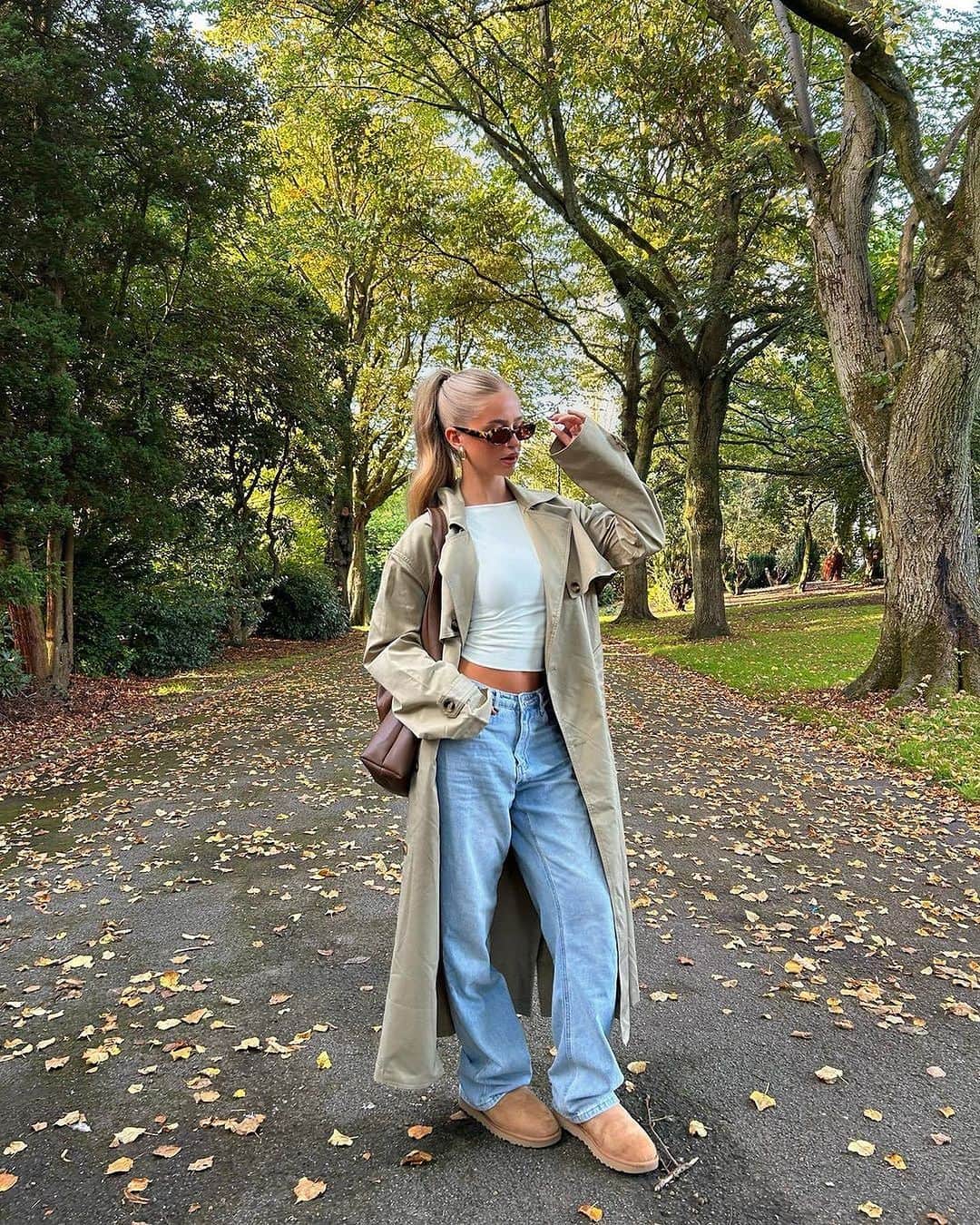 Angel™さんのインスタグラム写真 - (Angel™Instagram)「OOTD. YES or NO??? Credit @hollyjai #autumnlooks #fashion #outfit #looks #ootd #style #autumnoutfit #preppy #fastfashion #autumnclothes #autumnclothesforwomen #fashionshows #fashionwomen #outfitsaesthetic #womensclothing #womenfashion #autumnlook #autumnfashion #fashionweek #fashionista #fall #americanstyle ❤️ #asaqueen」11月7日 23時12分 - americanstyle
