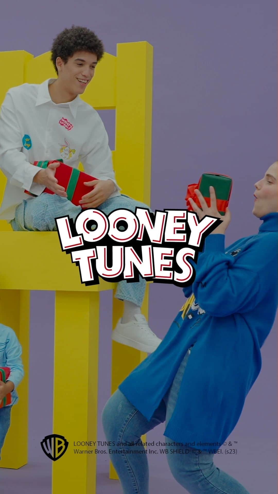 SHEINのインスタグラム：「Get ready to play with fashion with our fun and vibrant Looney Tunes-inspired Collection.  🔍Search "Looney Tunes" on SHEIN to view it all!  #LooneyTunesxSHEIN #LooneyTunes #SHEINCollabs #SHEIN  *P.S. Only available on US/CA/MX/BR/CL/MY/TH/VN/PH/SG/JP/TW/ASIA/AU/NZ/ZA/AR/BH/OM/KW/QA/SA/UAE/MA/EG/UK/FR/DE/IT/ES/NL/PL/PT/SE/CH/RU/EUR/EUQS」