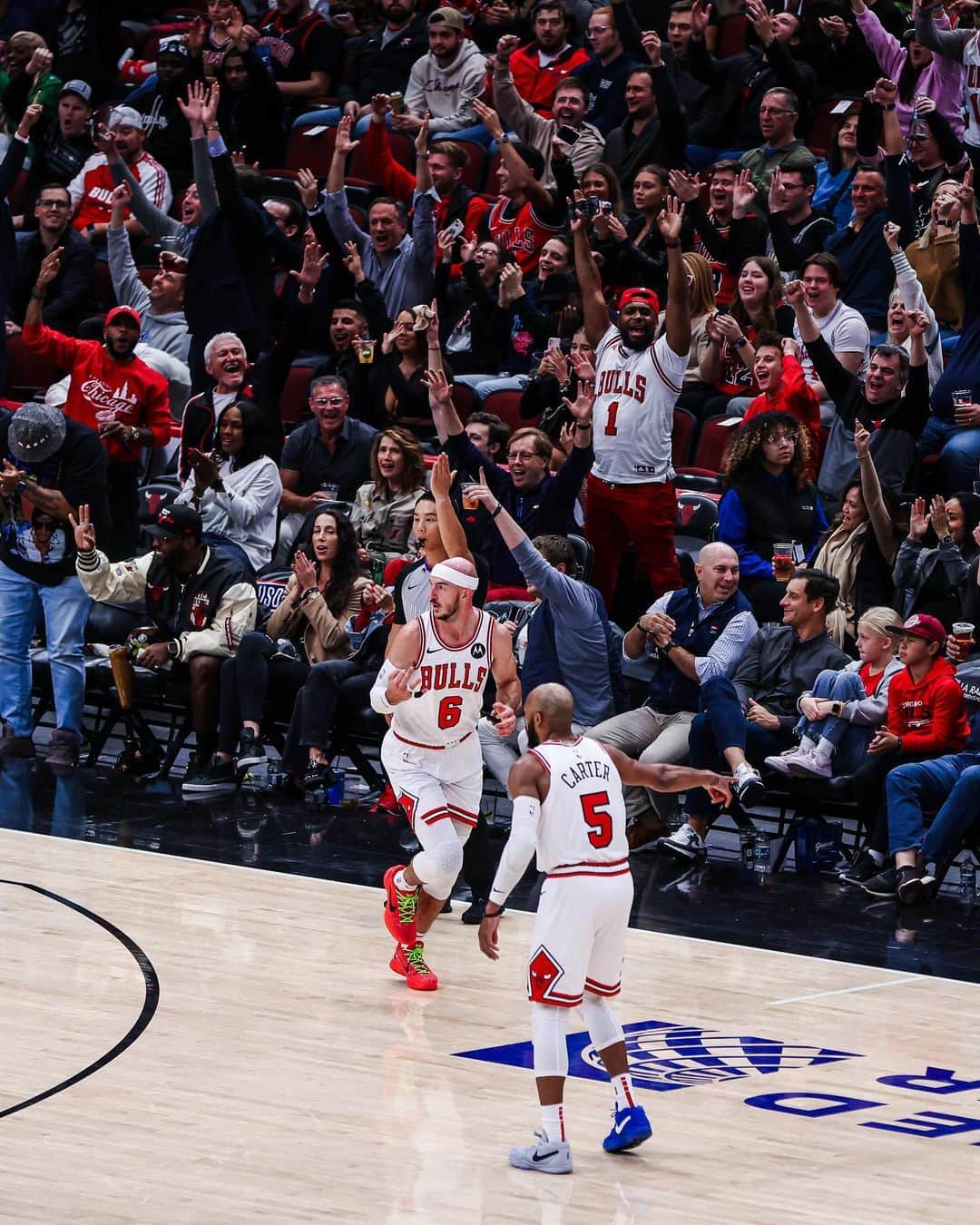 Chicago Bullsさんのインスタグラム写真 - (Chicago BullsInstagram)「Monday night Bulls Win dump」11月8日 0時00分 - chicagobulls