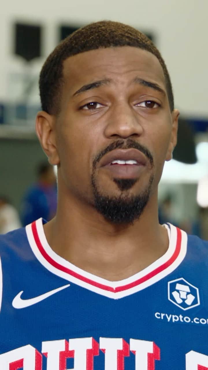 NBAのインスタグラム：「“It gives you an outlook on what you want in society.”  - @sixers @deanthonymelton on the importance of voting  Visit NBA.com/Elections to learn how you can #GetInTheGameVote #ElectionDay」