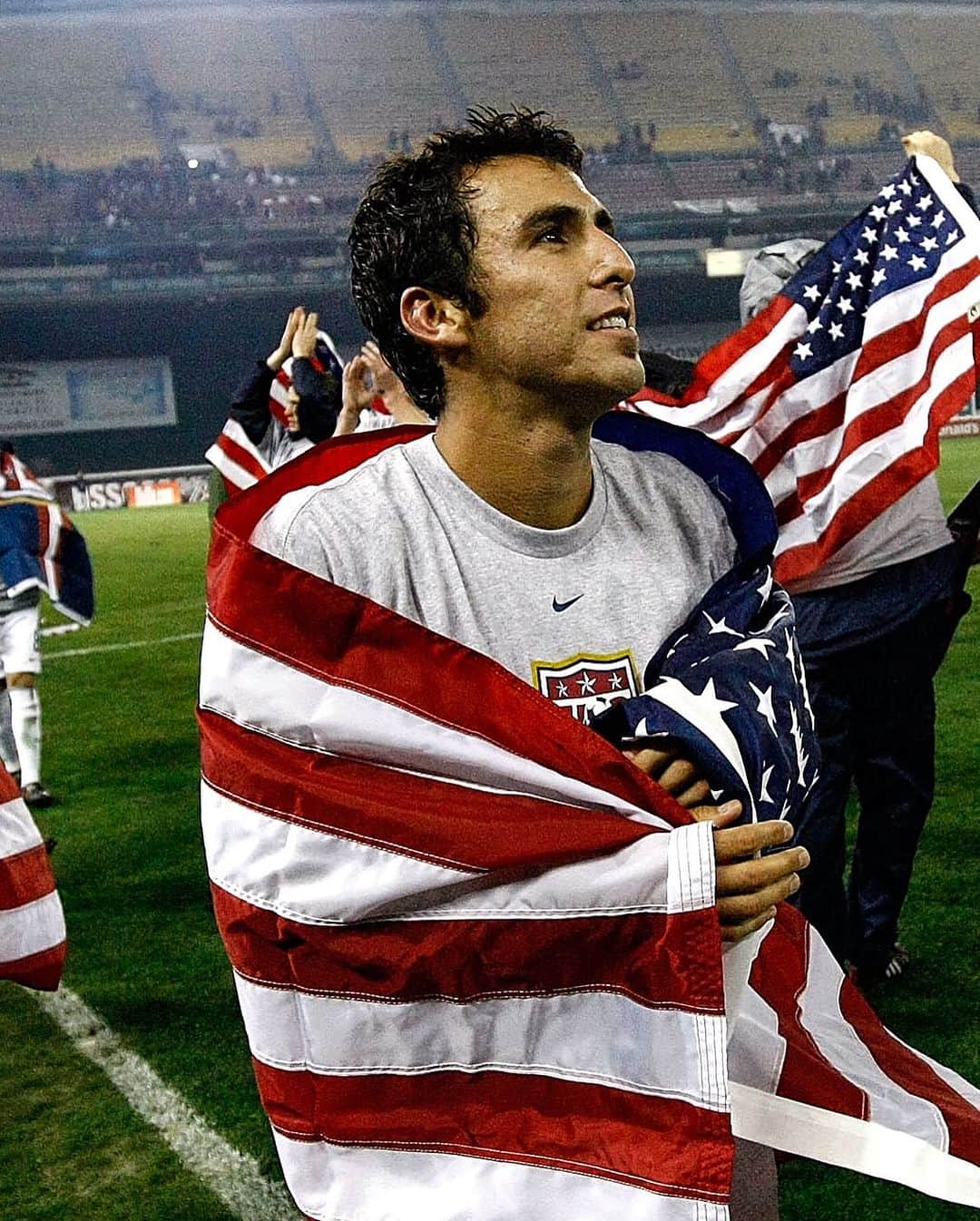 サッカー アメリカ代表チームのインスタグラム：「Happy birthday, @jonnybobos8! 🎂」