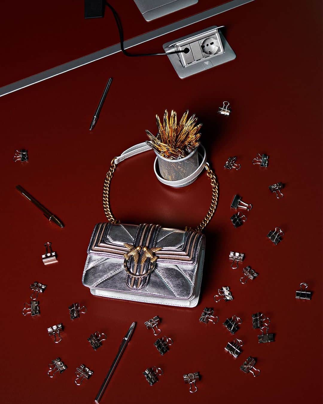 のインスタグラム：「Complete your business looks with a new #LoveBag and show everyone who's boss. #PINKO #FW23」