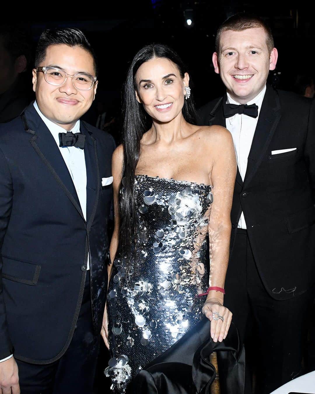 Nordstromのインスタグラム：「Cheers to all the winners, friends and family that came out to celebrate the #CFDAawards!  This year's Council of Fashion Designers of America awards was hosted by Anne Hathaway and winners included Rachel Scott, Diotima: American Emerging Designer [coming soon to Nordstrom!], Catherine Holstein, Khaite: American Womenswear, Willy Chavarria: American Menswear, Jonathan Anderson, JW Anderson: International Award, Ashley and Mary-Kate Olsen, The Row: American Accessories Designer and many more. Swipe through to check out the scene!」