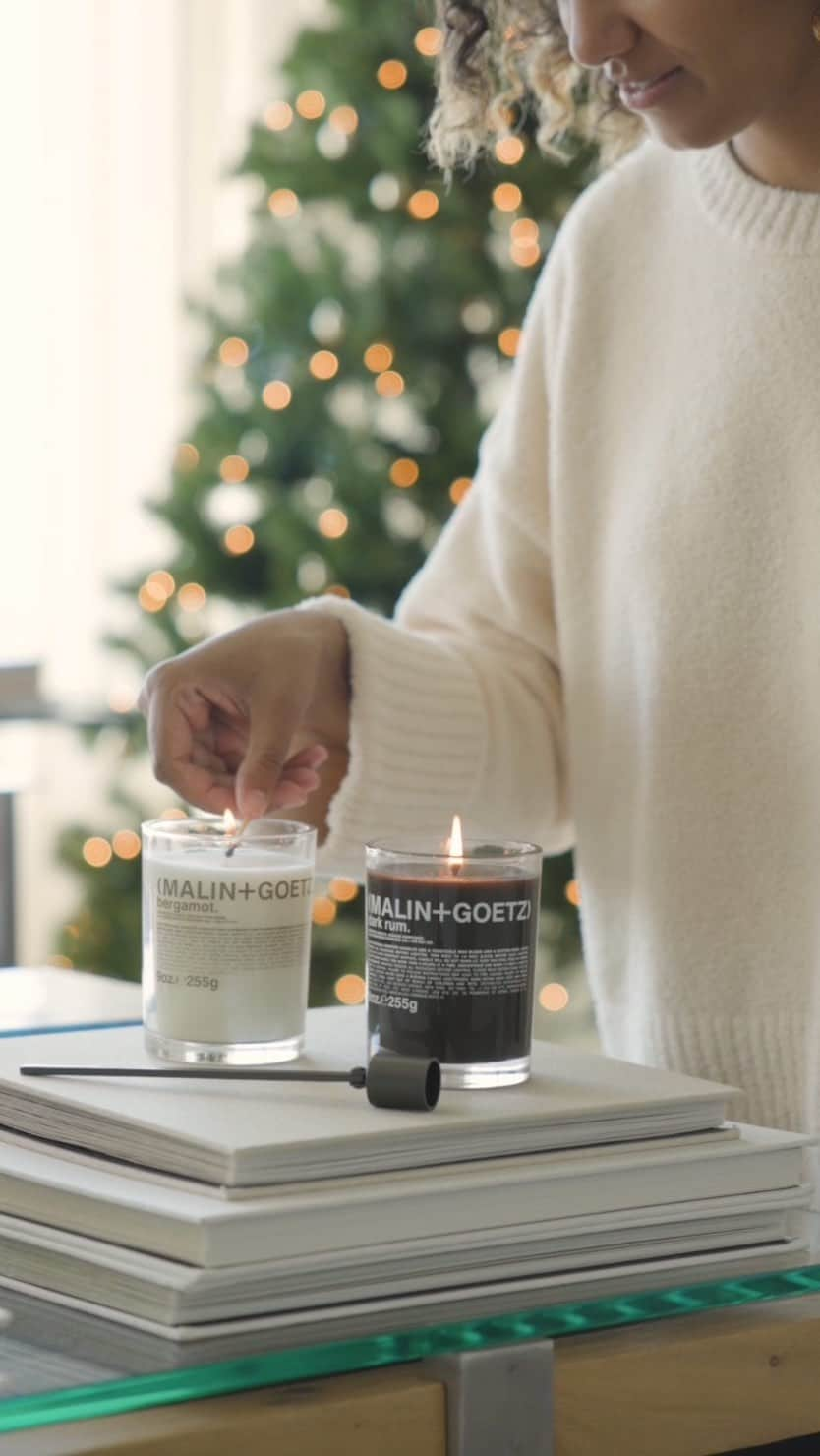 マリン&ゴッツのインスタグラム：「scent your space with our dynamic fragrances for the home. design your own 4-piece set to fill someone’s home (or your own) with an intense + long-lasting scent this holiday season. 🕯」