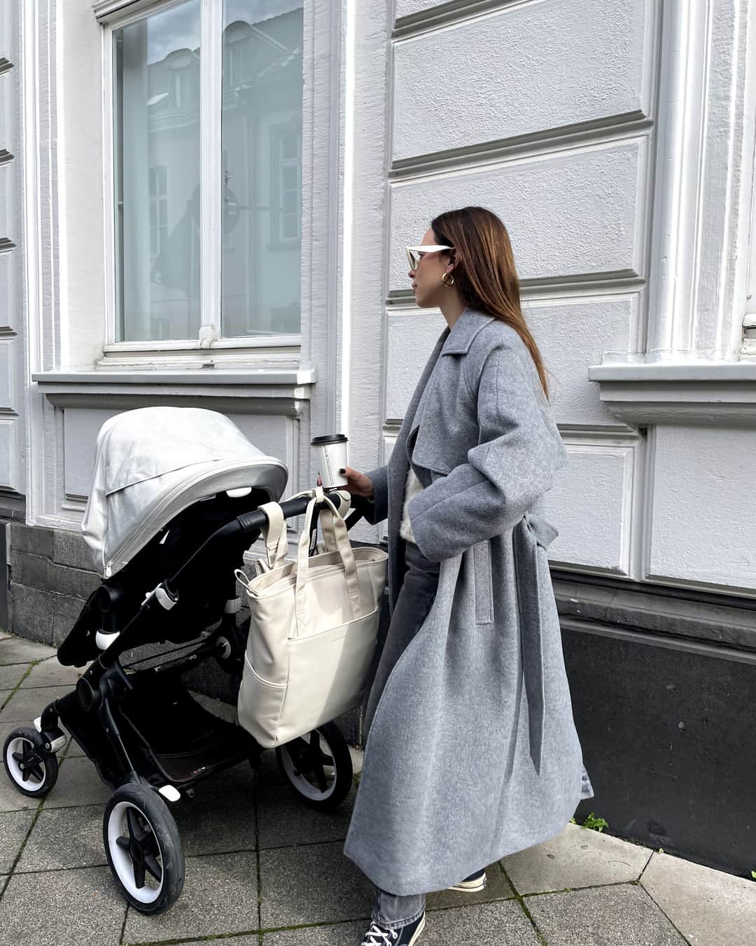 Kapten & Sonさんのインスタグラム写真 - (Kapten & SonInstagram)「Quality time with @annalenasophie and our new diaper backpack Lindby! #bekapten #betheexperience」11月8日 2時00分 - kaptenandson