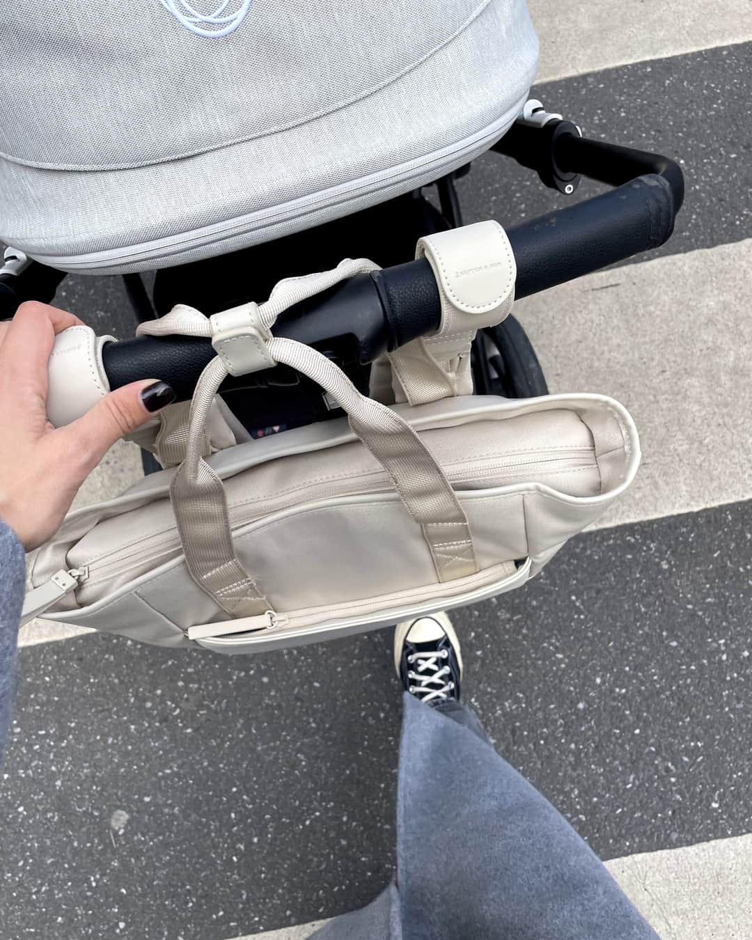 Kapten & Sonさんのインスタグラム写真 - (Kapten & SonInstagram)「Quality time with @annalenasophie and our new diaper backpack Lindby! #bekapten #betheexperience」11月8日 2時00分 - kaptenandson