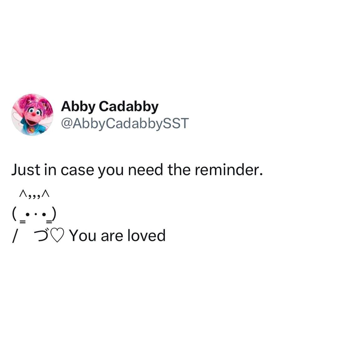 のインスタグラム：「You are so loved, just the way you are! 🥰❤️🌈✨」