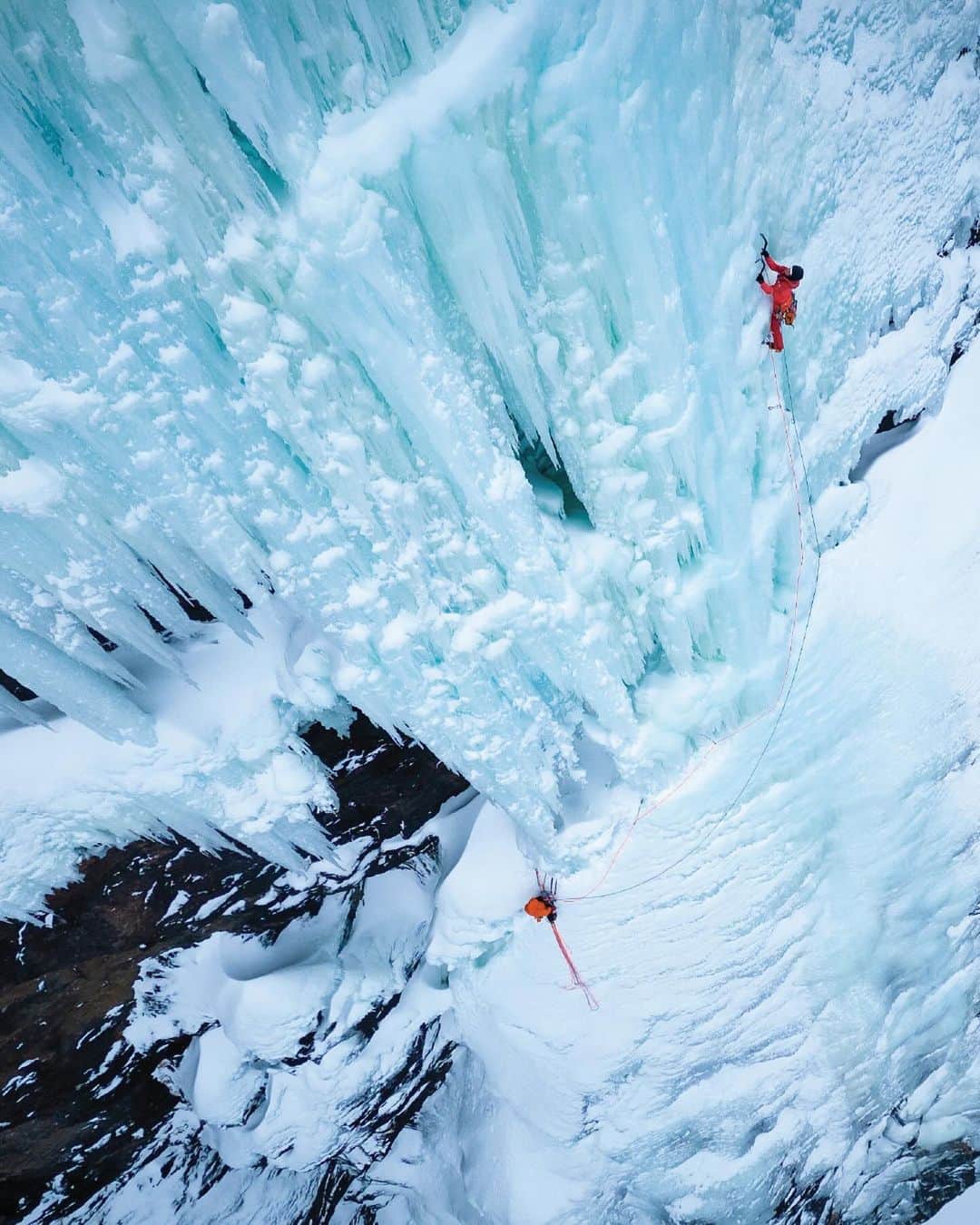 ザ・ノースフェイスさんのインスタグラム写真 - (ザ・ノースフェイスInstagram)「Summit Series is made for pushing what’s possible featuring The North Face Athlete Fay Manners.  📸: @janvirtphotography」11月8日 2時09分 - thenorthface