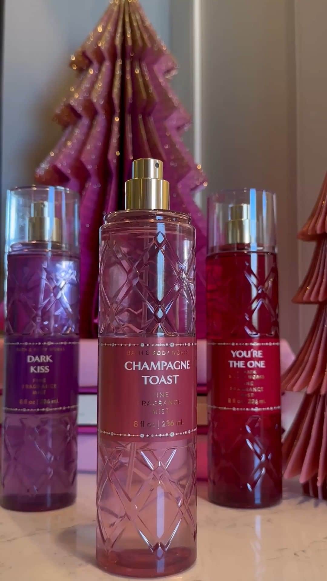 Bath & Body Worksのインスタグラム：「Tell a beautiful Holiday Story with our most-loved fragrances! ✨This enchanting chapter features the magical wonder of:​  💗Champagne Toast​ 💜 Dark Kiss​ ❤️ You're The One​ 💖 Luminous​ 💛 Dahlia ​  Which fragrance are you most excited to start your story with? ⤵」