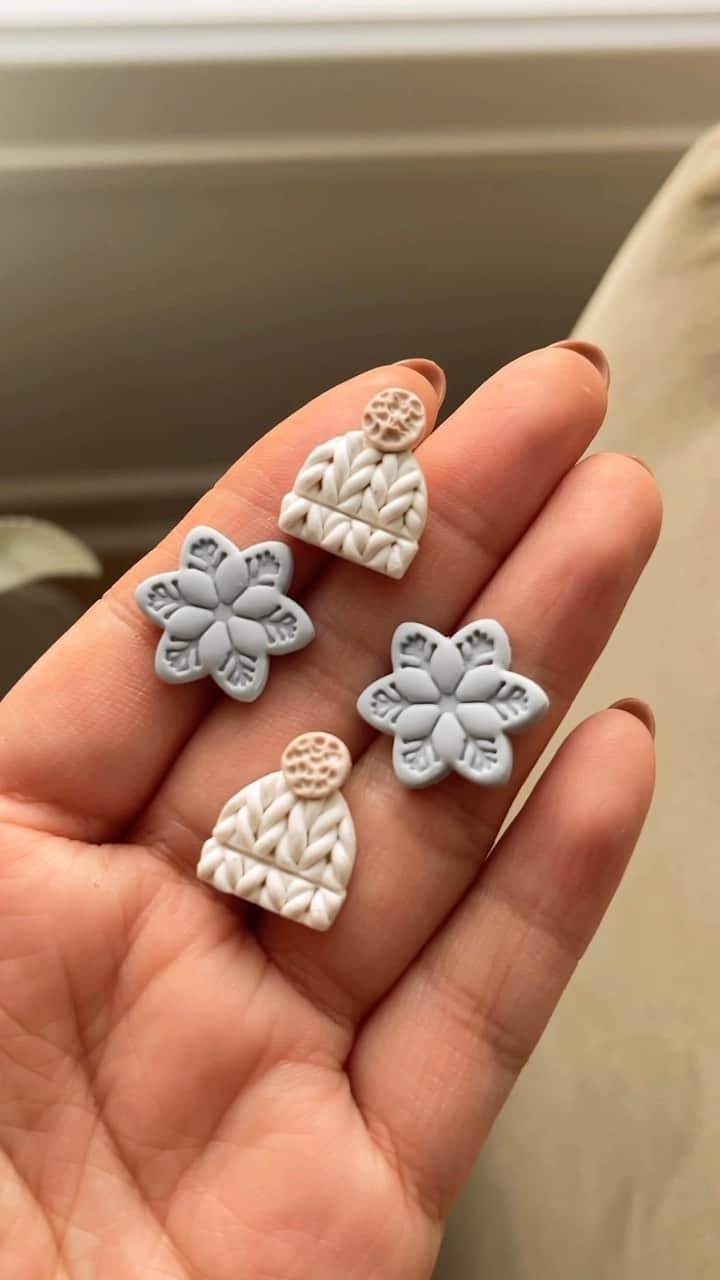 etsyのインスタグラム：「Hard not to get into the spirit when these cuties from @indigoclayjewelry hit your feed 🎄 ❄️ 🧤」