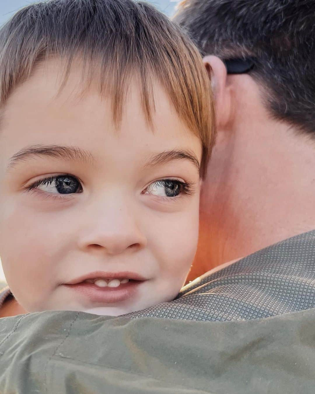 サーシャ・ピーターズさんのインスタグラム写真 - (サーシャ・ピーターズInstagram)「My not-so-little baby turned 3, my dad turned 60, and my parents celebrated their 30th wedding anniversary. A week to remember 🪩🧡  That last photo was my dad in 1st grade…do you see Hendrix, or is it just me?」11月8日 4時16分 - sashapieterse